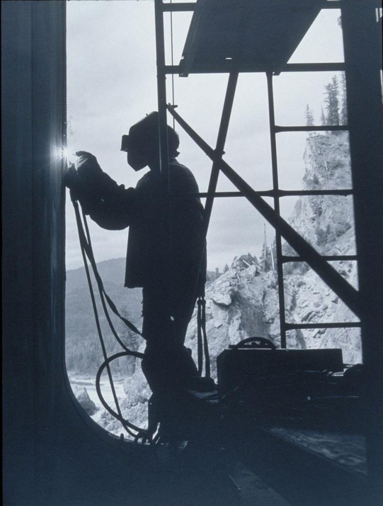 Roy Repairing Interior Wall of Sluicegate, Boundary